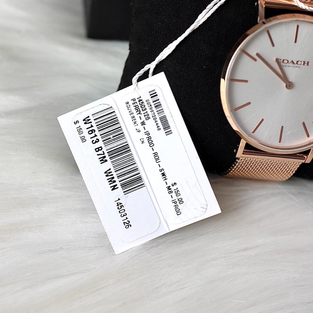 🍒COACH Perry Watch in Rose Gold - Picture 4 of 7